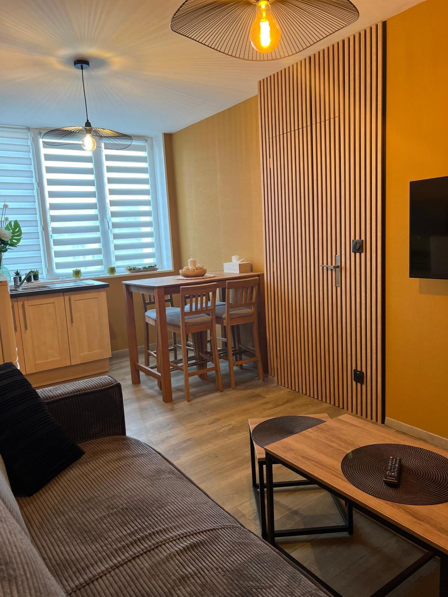 - Nouveau - Bienvenue A Azelma - Cozy Et Proche De Naval Group Apartment Cherbourg-en-Cotentin